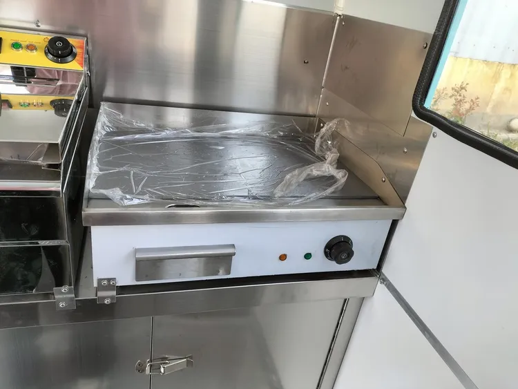 griddle in the breakfast food truck